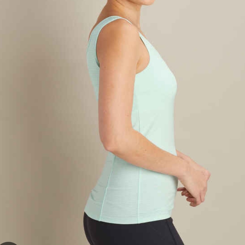 Duluth Trading Women's Pier Genius Shelf Bra Tank- Lilac & White Stripe - Picture 9 of 11